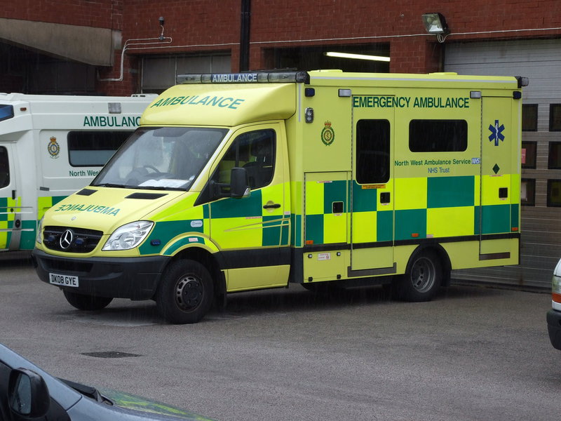 999 Emergency Vehicles - Ambulances & Associated Services